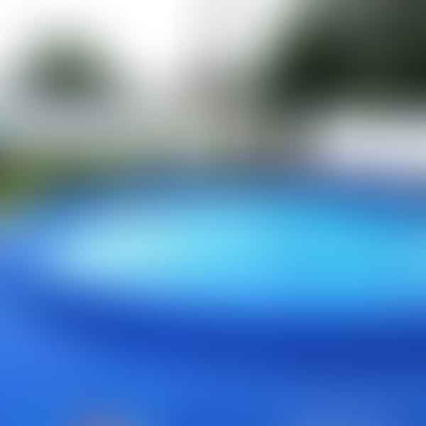 Stay Cool in the Heat: Tips to Efficiently Use Your Inflatable Pool Cover