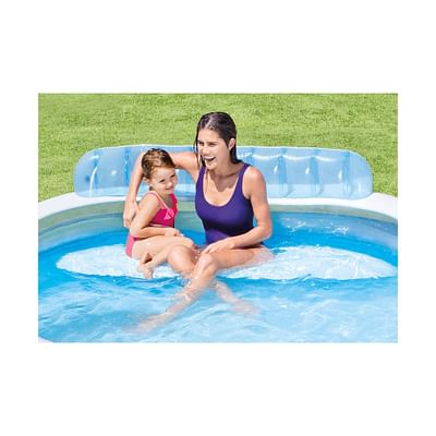 The Complete Guide to Choosing and Using an Inflatable Pool Cover